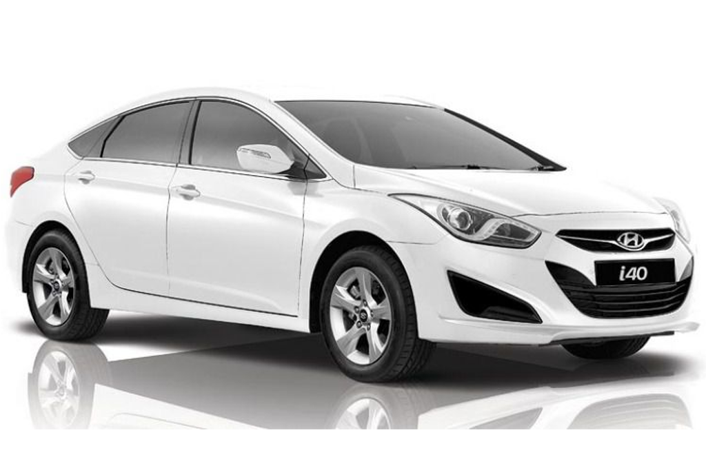 Hyundai i40 Station Wagon or similar